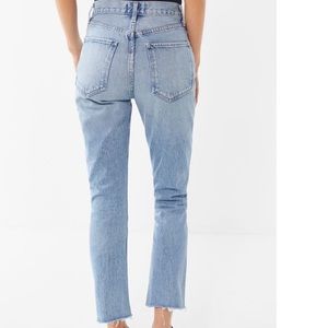 Agolde Riley jeans in “zephyr”